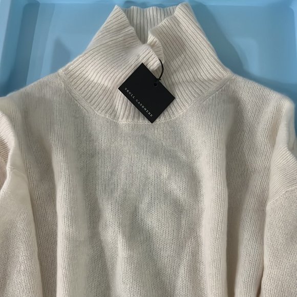 Skull Cashmere Valeria 100% Cashmere sweater Size M (looks to fit for L as well) - Picture 2 of 5